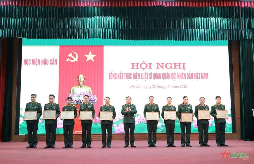 HỌC VIỆN HẬU CẦN TRIỂN KHAI, THỰC HIỆN LUẬT SĨ QUAN ĐỒNG BỘ, CHẶT CHẼ, HIỆU QUẢ