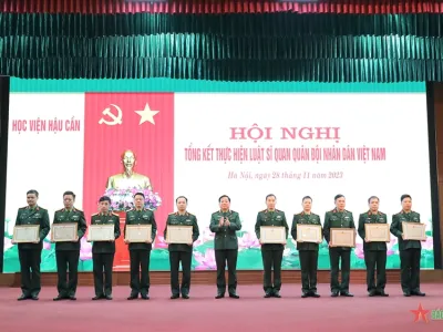 HỌC VIỆN HẬU CẦN TRIỂN KHAI, THỰC HIỆN LUẬT SĨ QUAN ĐỒNG BỘ, CHẶT CHẼ, HIỆU QUẢ