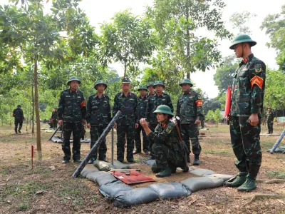 HOC VIÊN NĂM THỨ NHẤT TỰ TIN KIỂM TRA “3 TIẾNG NỔ”