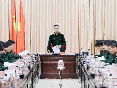 HỘI ĐỒNG THI, XÉT TỐT NGHIỆP HỌC VIỆN HẬU CẦN  HỌP PHIÊN THỨ NHẤT