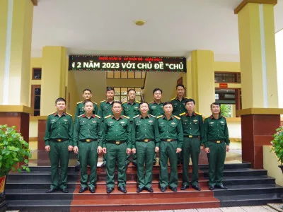 ĐOÀN CÔNG TÁC HỌC VIỆN HẬU CẦN  THĂM SƯ ĐOÀN 968, QUÂN KHU 4