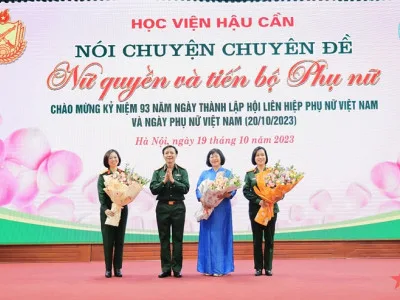 HỌC VIỆN HẬU CẦN NÓI CHUYỆN CHUYÊN ĐỀ "NỮ QUYỀN VÀ TIẾN BỘ PHỤ NỮ"