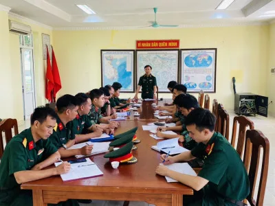 THỦ TRƯỞNG HỌC VIỆN HẬU CẦN THĂM, ĐỘNG VIÊN,  KIỂM TRA TIỂU ĐOÀN 1