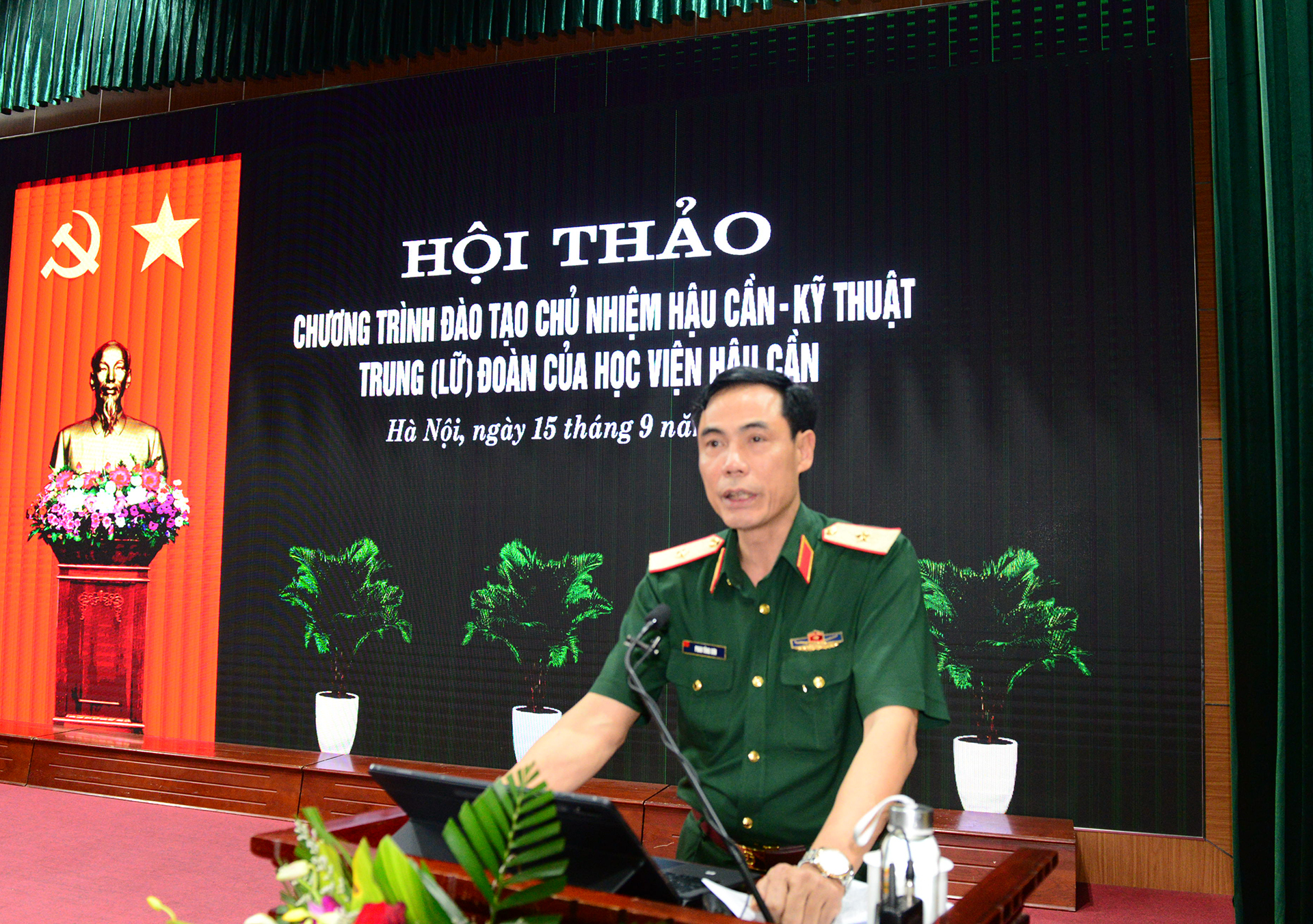 XÂY DỰNG CHƯƠNG TRÌNH ĐÀO TẠO CHỦ NHIỆM HẬU CẦN – KỸ THUẬT TRUNG (LỮ) ĐOÀN SÁT THỰC TIỄN