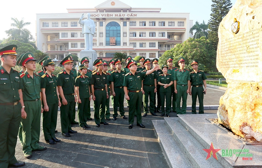 KHẮC SÂU LỜI BÁC, THI ĐUA DẠY TỐT, HỌC TỐT, NGHIÊN CỨU KHOA HỌC VÀ CÔNG TÁC TỐT