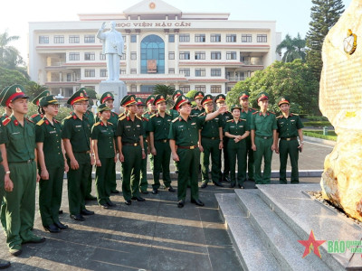 KHẮC SÂU LỜI BÁC, THI ĐUA DẠY TỐT, HỌC TỐT, NGHIÊN CỨU KHOA HỌC VÀ CÔNG TÁC TỐT