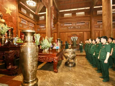 ĐOÀN ĐẠI BIỂU HỌC VIỆN HẬU CẦN THAM QUAN, GIÁO DỤC TRUYỀN THỐNG TẠI KHU DI TÍCH K9 – ĐÁ CHÔNG