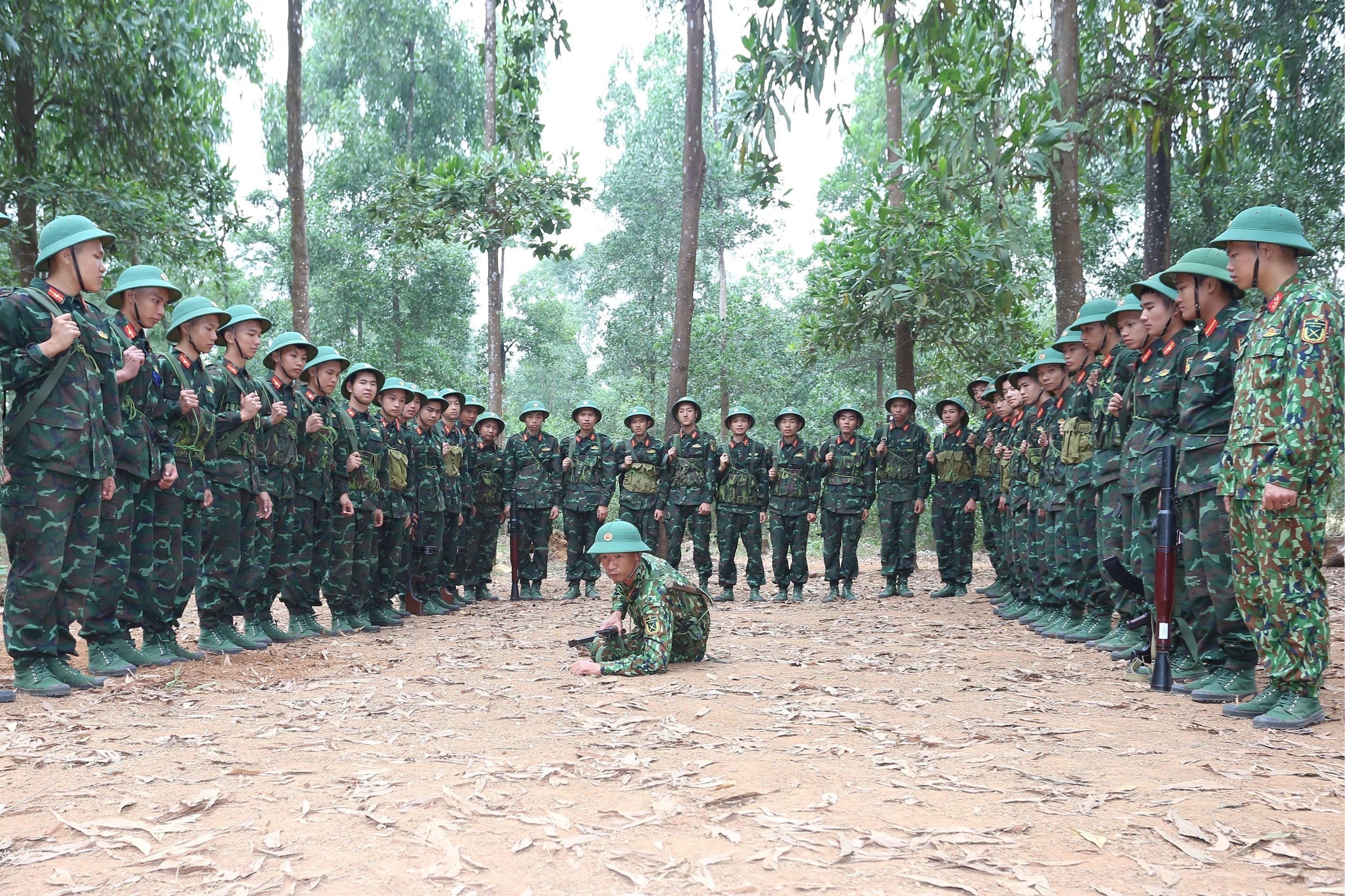 LÀM GÌ ĐỂ TĂNG CƠ HỘI TRÚNG TUYỂN VÀO CÁC TRƯỜNG QUÂN ĐỘI?