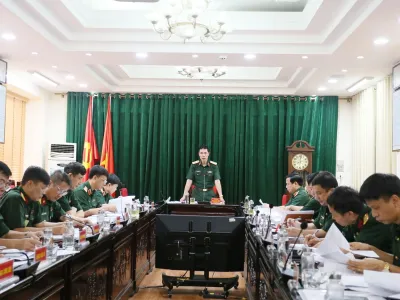 HỌC VIỆN HẬU CẦN THÔNG QUA CHƯƠNG TRÌNH ĐÀO TẠO CHỦ NHIỆM HẬU CẦN – KỸ THUẬT CẤP TRUNG (LỮ) ĐOÀN DÀI HẠN (1,5 NĂM) VÀ NGẮN HẠN (1NĂM)