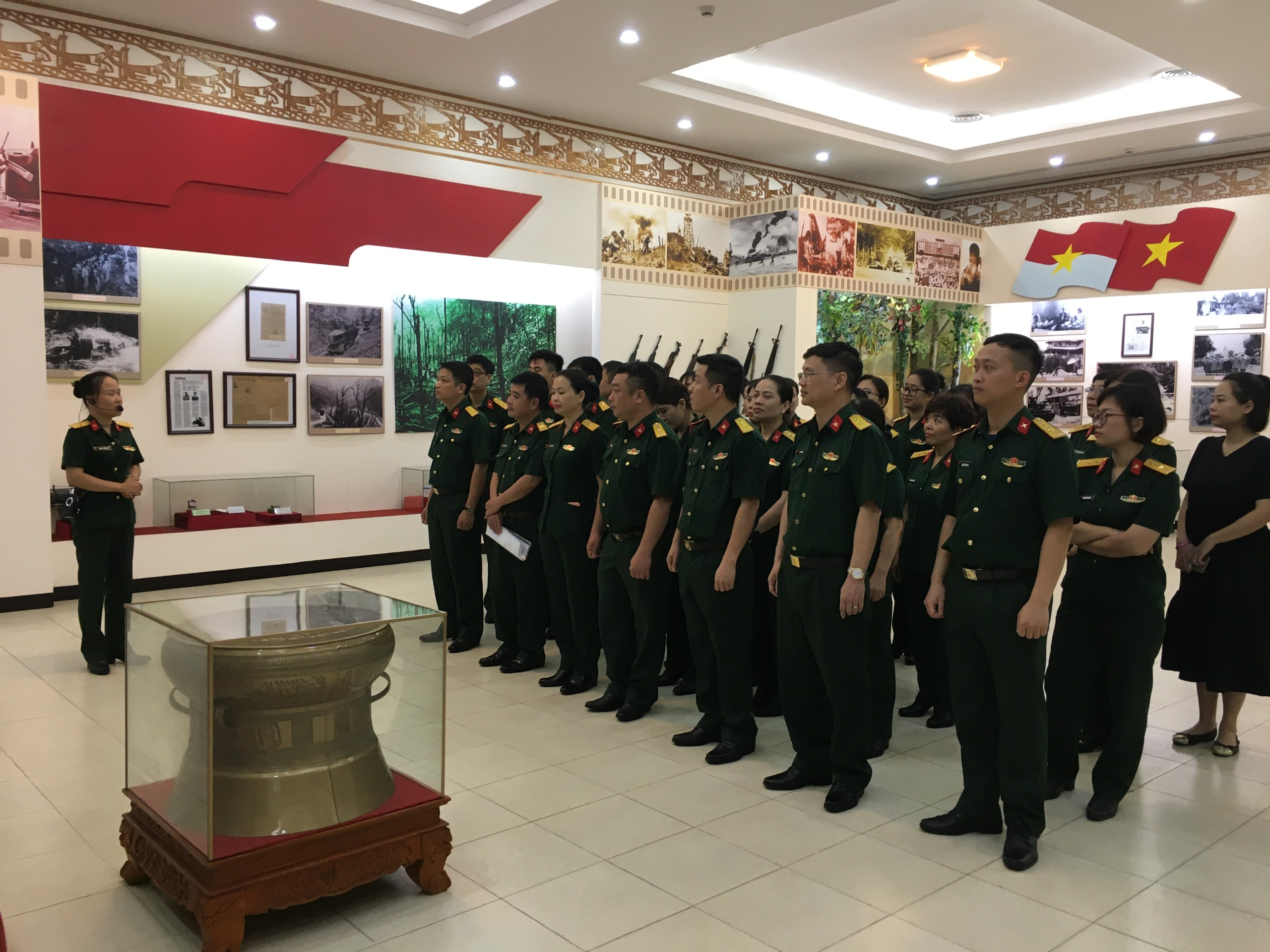 PHÒNG ĐÀO TẠO TỔ CHỨC CÁC HOẠT ĐỘNG HƯỞNG ỨNG  KỶ NIỆM 72 NĂM NGÀY TRUYỀN THỐNG HỌC VIỆN