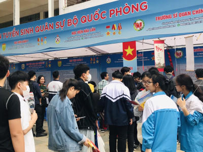 HỌC VIỆN HẬU CẦN THAM GIA TUYÊN TRUYỀN, HƯỚNG NGHIỆP TUYỂN SINH QUÂN SỰ NĂM 2023 TẠI ĐẠI HỌC BÁCH KHOA HÀ NỘI