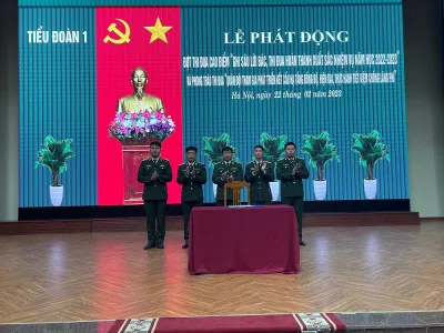 TIỂU ĐOÀN 1 TỔ CHỨC LỄ PHÁT ĐỘNG ĐỢT THI ĐUA CAO ĐIỂM “GHI SÂU LỜI BÁC, THI ĐUA HOÀN THÀNH XUẤT SẮC NHIỆM VỤ NĂM HỌC 2022-2023” VÀ PHONG TRÀO THI ĐUA “QUÂN ĐỘI THAM GIA PHÁT TRIỂN KẾT CẤU HẠ TẦNG ĐỒNG BỘ, HIỆN ĐẠI, THỰC HÀNH TIẾT KIỆM CHỐNG LÃNG PHÍ”
