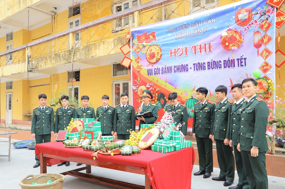 SÔI NỔI CÁC HOẠT ĐỘNG HỘI THI “GÓI BÁNH CHƯNG”  VÀ “MÂM CỖ NGÀY TẾT” TẠI HỌC VIỆN HẬU CẦN