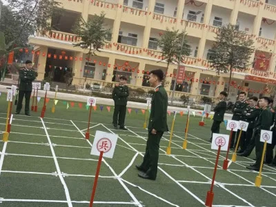 SÔI NỔI CÁC HOẠT ĐỘNG VUI CHƠI NGÀY ĐẦU NĂM MỚI