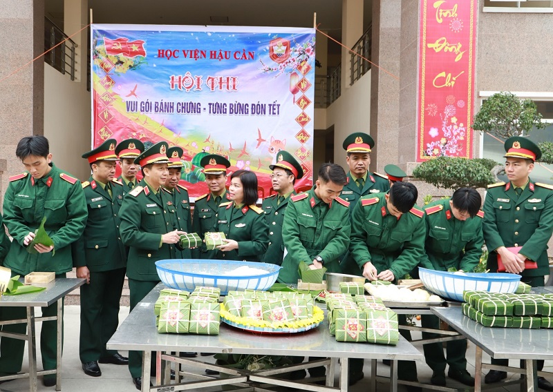 HỌC VIỆN HẬU CẦN TỔ CHỨC HỘI THI GÓI BÁNH CHƯNG TẾT 2023