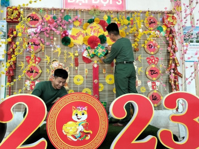 RỘN RÀNG ĐÓN XUÂN MỚI 2023