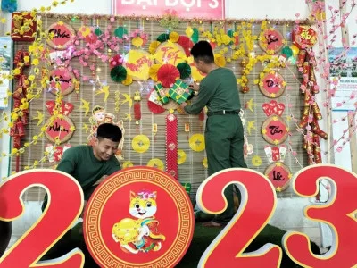 RỘN RÀNG ĐÓN XUÂN MỚI 2023