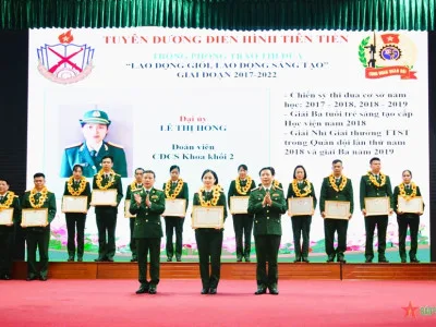 HỌC VIỆN HẬU CẦN TUYÊN DƯƠNG CÁC ĐIỂN HÌNH TIÊN TIẾN TRONG PHONG TRÀO THI ĐUA “LAO ĐỘNG GIỎI, LAO ĐỘNG SÁNG TẠO"