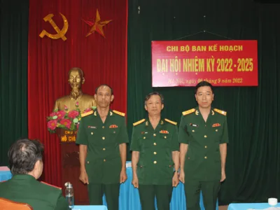 PHÒNG ĐÀO TẠO TỔ CHỨC ĐẠI HỘI LÀM TRƯỚC CẤP CHI BỘ TRỰC THUỘC CƠ SỞ ĐỂ RÚT KINH NGHIỆM