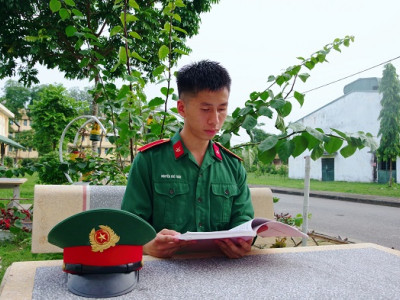 PHÓ BÍ THƯ CHI ĐOÀN LỚP S326A TIÊU BIỂU TRONG CÁC HOẠT ĐỘNG PHONG TRÀO