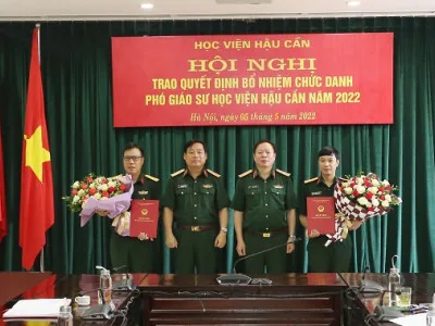 HỌC VIỆN TRAO QUYẾT ĐỊNH BỔ NHIỆM CHỨC DANH PHÓ GIÁO SƯ NĂM 2022