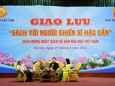 GIAO LƯU “SÁCH VÀ NGƯỜI CHIẾN SĨ HẬU CẦN"