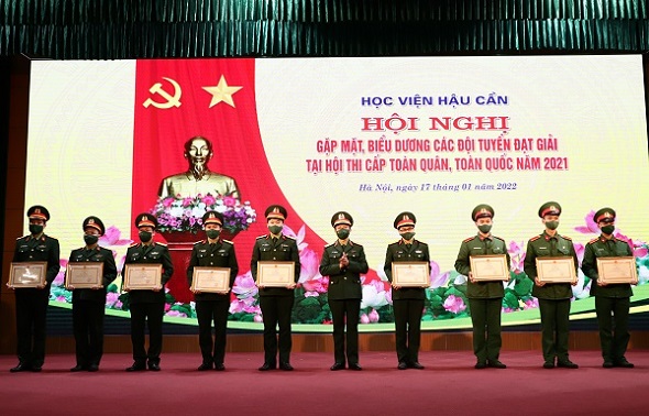 HỌC VIỆN HẬU CẦN TỔ CHỨC HỘI NGHỊ GẶP MẶT, BIỂU DƯƠNG CÁC CÁ NHÂN VÀ ĐỘI TUYỂN ĐẠT GIẢI TẠI HỘI THI CẤP TOÀN QUÂN, TOÀN QUỐC NĂM 2021