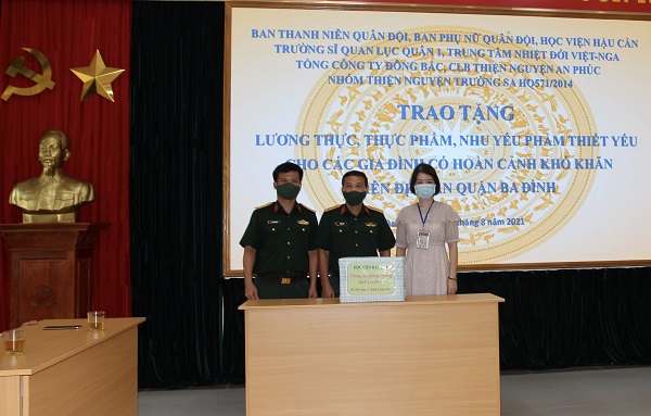 HỌC VIỆN HẬU CẦN PHỐI HỢP TIẾP SỨC NHÂN DÂN PHÒNG, CHỐNG DỊCH COVID-19