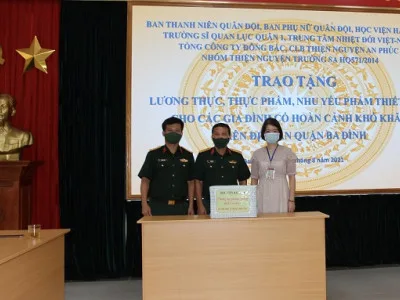HỌC VIỆN HẬU CẦN PHỐI HỢP TIẾP SỨC NHÂN DÂN PHÒNG, CHỐNG DỊCH COVID-19