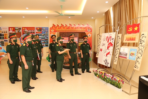 XÂY DỰNG HỌC VIỆN HẬU CẦN XỨNG ĐÁNG LÀ TRUNG TÂM ĐÀO TẠO CÁN BỘ HẬU CẦN, TÀI CHÍNH QUÂN ĐỘI