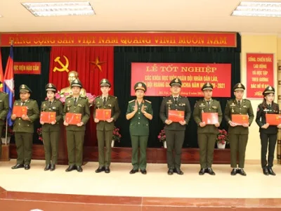 HỌC VIỆN HẬU CẦN TỔ CHỨC LỄ TỐT NGHIỆP CÁC KHÓA HỌC VIÊN LÀO VÀ CAMPUCHIA
