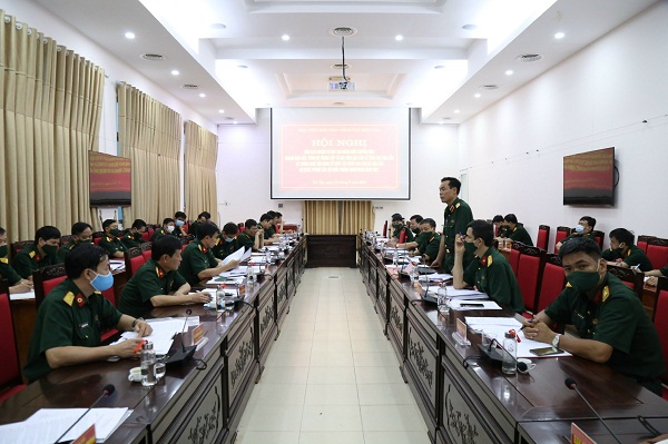 BÀN GIAO ĐÀO TẠO NHÂN VIÊN NGÀNH HẬU CẦN QUÂN ĐỘI