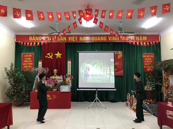 TIỂU ĐOÀN 2 TỔ CHỨC CHƯƠNG TRÌNH THI HÁT KARAOKE “MÙA XUÂN, TÌNH YÊU VÀ TUỔI TRẺ”