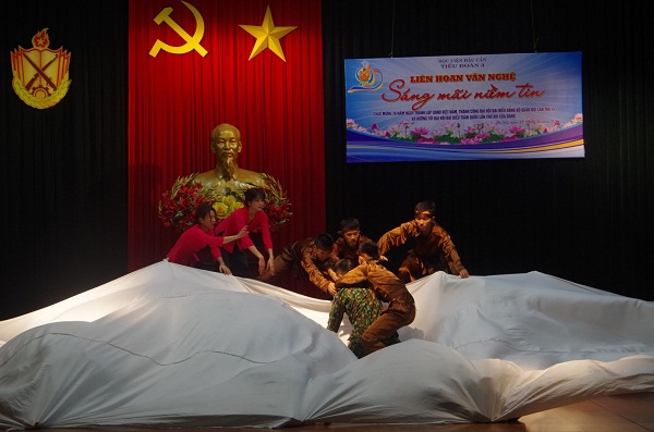 LIÊN HOAN VĂN NGHỆ "SÁNG MÃI NIỀM TIN"