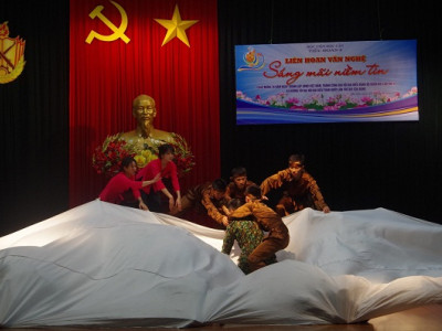 LIÊN HOAN VĂN NGHỆ "SÁNG MÃI NIỀM TIN"
