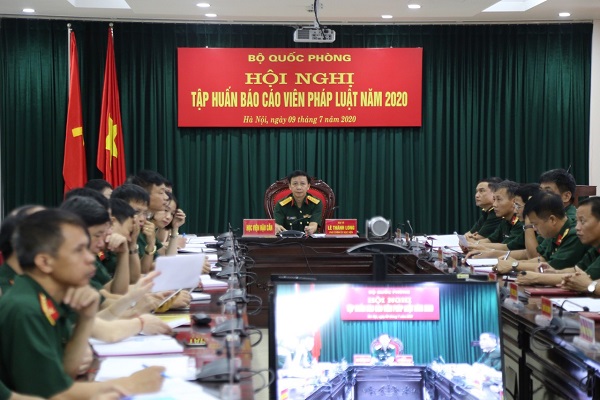 HỌC VIỆN HẬU CẦN TỔ CHỨC DỰ HỘI NGHỊ TRỰC TUYẾN TẬP HUẤN BÁO CÁO VIÊN PHÁP LUẬT TOÀN QUÂN NĂM 2020