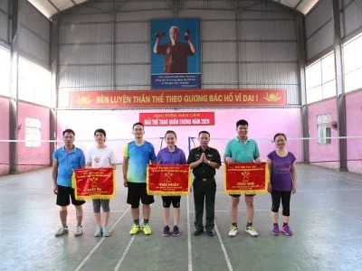 SỔI NỔI CÁC TRẬN CHUNG KẾT GIẢI THỂ THAO QUẦN CHÚNG NĂM 2020