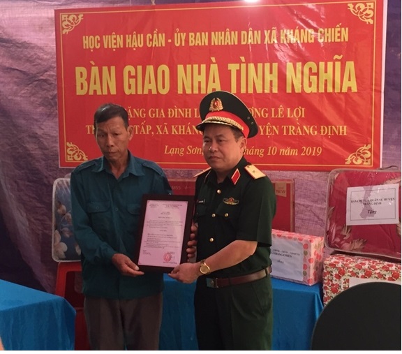 Học viện Hậu cần trao nhà tình nghĩa tặng thân nhân liệt sĩ tại Lạng Sơn