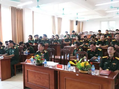 HỌC VIỆN HẬU CẦN  TỔ CHỨC BẾ GIẢNG LỚP BỒI DƯỠNG CHUYÊN NGÀNH VÀ BỒI DƯỠNG NGOẠI NGỮ CHO CÁN BỘ, GIÁO VIÊN