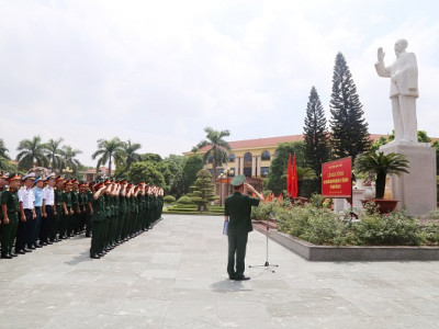 HỌC VIỆN HẬU CẦN TỔ CHỨC LỄ BÁO CÔNG CHO HỌC VIÊN CỬ NHÂN PHÂN ĐỘI KHÓA 22 TỐT NGHIỆP NĂM 2019