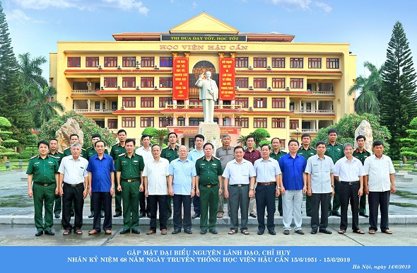 HỌC VIỆN HẬU CẦN TỔ CHỨC GẶP MẶT CÁC ĐẠI BIỂU LÃNH ĐẠO, CHỈ HUY NHÂN DỊP KỶ NIỆM 68 NĂM NGÀY TRUYỀN THỐNG