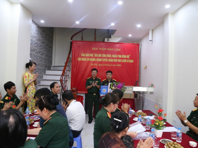 CÁN BỘ HỌC VIÊN TIỂU ĐOÀN 5 TÍCH CỰC HƯỞNG ỨNG  NGÀY PHÁP LUẬT VIỆT NAM