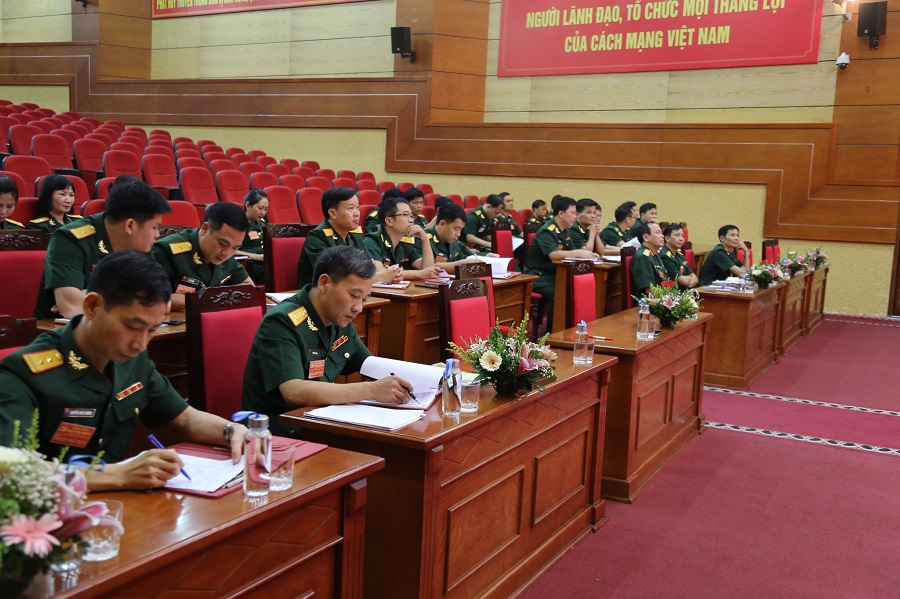 TỔNG KẾT VÀ TRAO GIẢI CUỘC THI  TÌM HIỂU PHÁP LUẬT TRONG THANH NIÊN QUÂN ĐỘI NĂM 2018