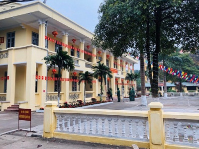 HỌC VIỆN HẬU CẦN  NÓI CHUYỆN CHUYÊN ĐỀ “CHĂM SÓC SỨC KHỎE CHỦ ĐỘNG”
