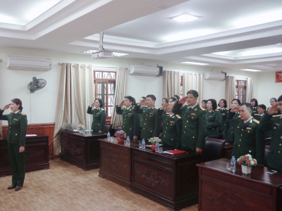 Học viện Hậu cần tổ chức trao quyết định thăng quân hàm, nâng lương sĩ quan năm 2018