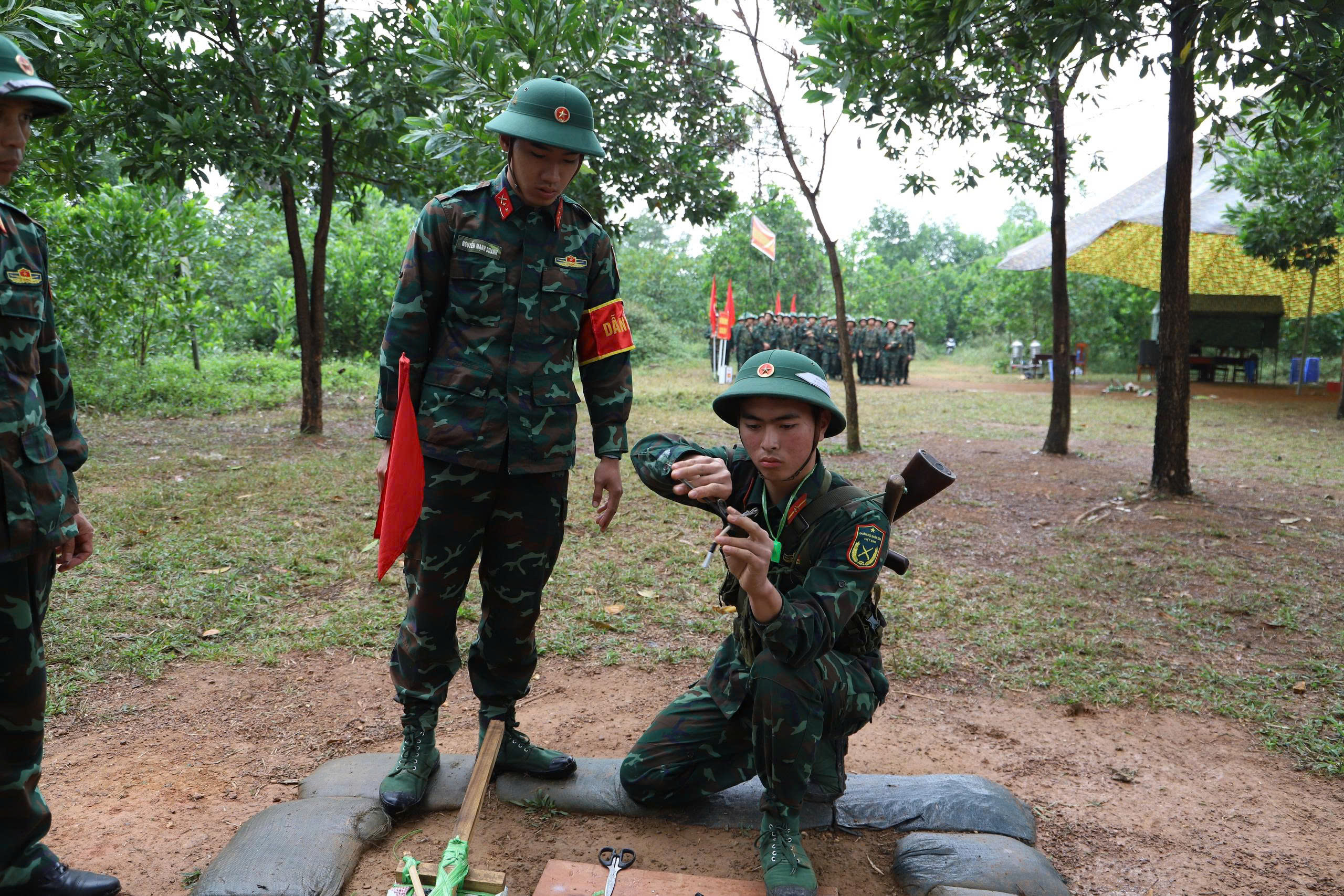 PHÒNG HẬU CẦN - KỸ THUẬT LÀM TỐT CÔNG TÁC BẢO ĐẢM QUÂN KHÍ PHỤC VỤ KIỂM TRA CHẮP NỐI ĐỒ DÙNG GÂY NỔ, DÙNG LƯỢNG NỔ ĐÁNH PHÁ MỤC TIÊU