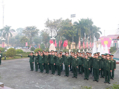 HỌC VIỆN HẬU CẦN TỔ CHỨC LỄ DÂNG HƯƠNG, KHẲNG ĐỊNH TRUYỀN THỐNG VẺ VANG VÀ TÌNH QUÂN – DÂN GẮN BÓ