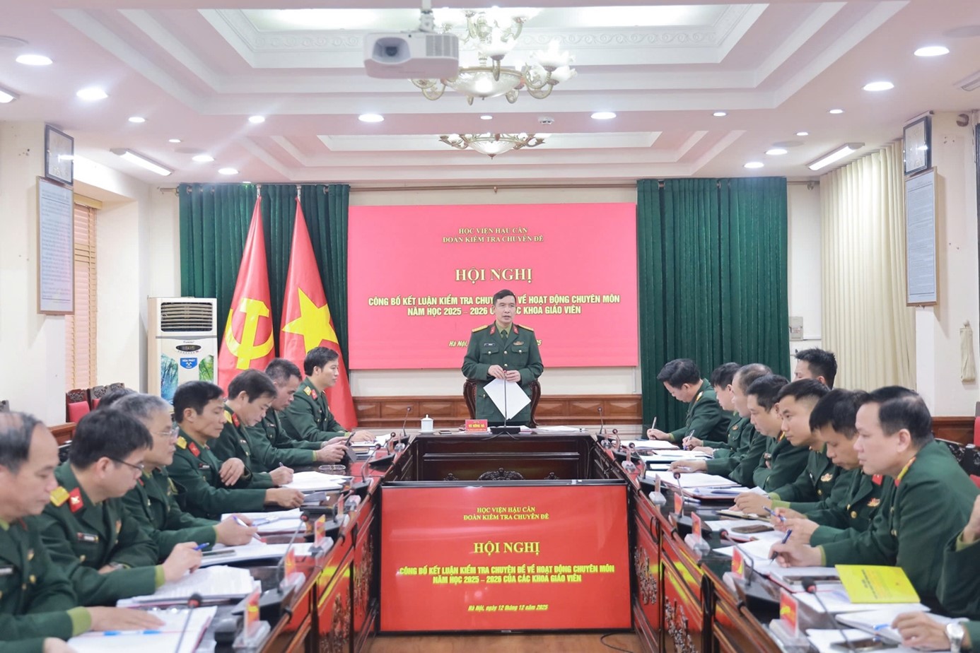 HỌC VIỆN HẬU CẦN TỔ CHỨC HỘI NGHỊ CÔNG BỐ KẾT LUẬN  KIỂM TRA CHUYÊN ĐỀ VỀ HOẠT ĐỘNG CHUYÊN MÔN  NĂM HỌC 2025 – 2026 CỦA CÁC KHOA GIÁO VIÊN