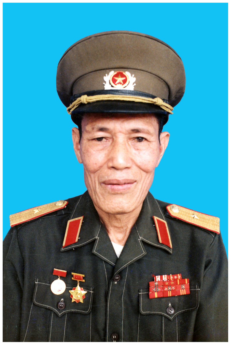 Thiếu tướng Nguyễn Hữu Anh