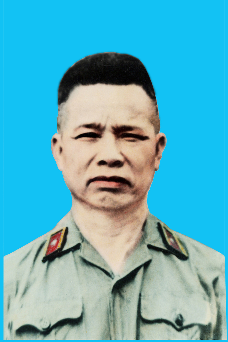 Thiếu tướng Hoàng Kiện